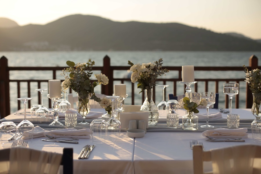 DOUBLETREE BY HILTON BODRUM IŞIL CLUB ULTRA ALL INCLUSIVE RESORT’TA MASALSI DÜĞÜN SEZONU BAŞLIYOR