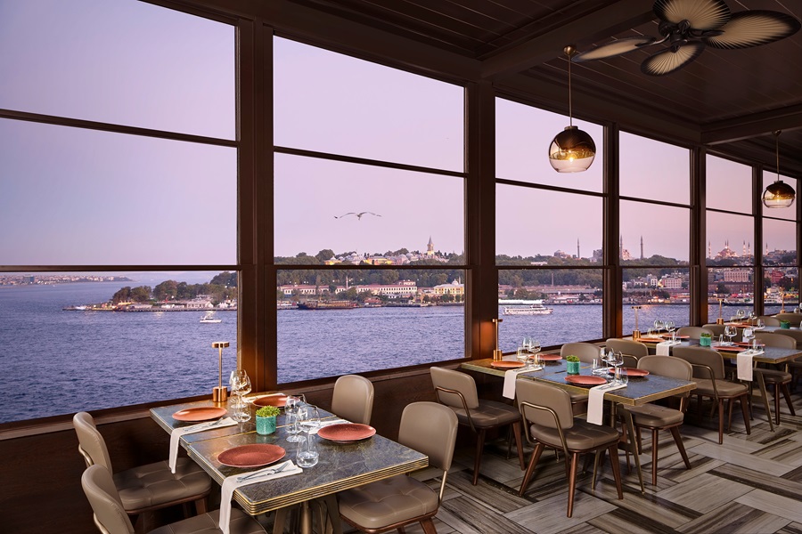 ANNELER GÜNÜ’NDE ZAMANA KÜÇÜK BİR ARA: JW MARRIOTT ISTANBUL BOSPHORUS’TA BRUNCH VE WELLNESS DENEYİMİ