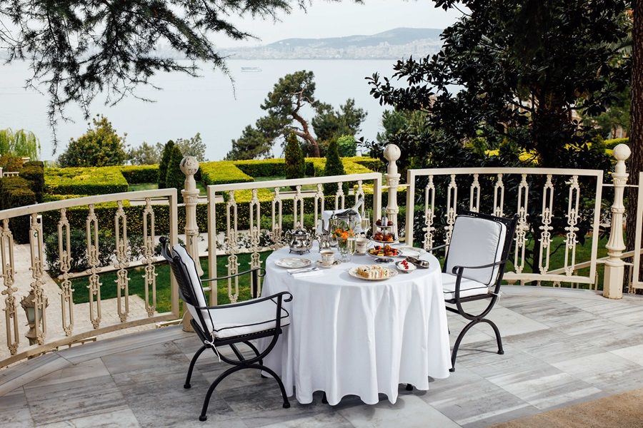 PRINCES’ PALACE RESORT BÜYÜKADA’DA ANNELER GÜNÜ’NE ÖZEL MELEZ TEA İLE ÇAY SAATİ